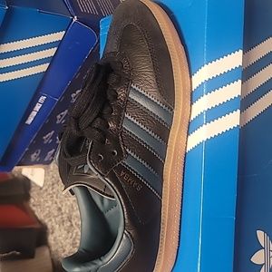 Adidas Samba